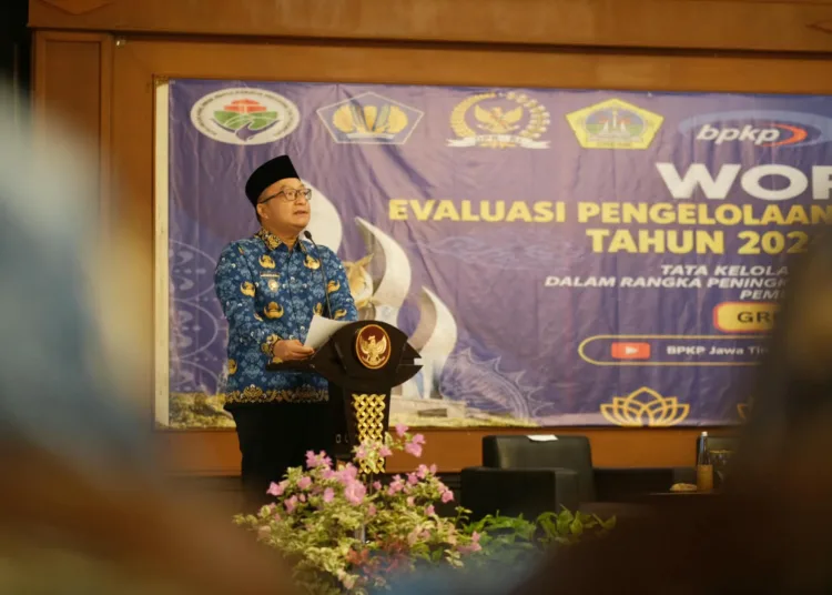 100 Persen Desa Berstatus Mandiri, Penguatan Ekonomi Jadi Fokus Pemkab Gresik 1 1791811639 dorong kemandirian ekonomi desa wabup alif minta desa lebih kreatif kelola potensi aset dan bum desa O88EIy 750x536 1