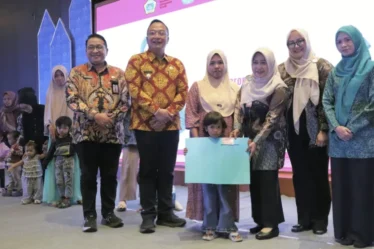 1792666973 launching gemma kia wabup alif ajak masyarakat optimalkan pemanfaatan buku kia hqBlCh 750x536 1
