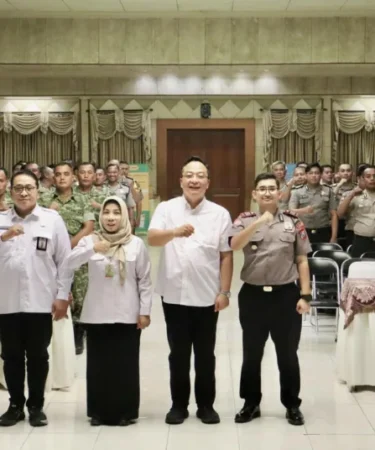 1792993404 pemkab gresik gandeng tni polri percepat pendataan perlinsos digital j1ffox 750x536 1
