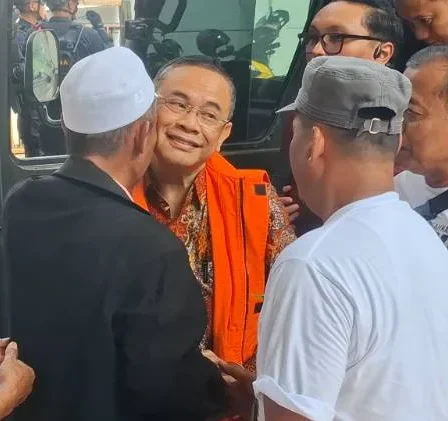 Fakta Persidangan Tak Dipakai JPU, Simpatisan Sudewo Ingatkan Hal Ini 3 Fakta Persidangan Tak Dipakai JPU Simpatisan Sudewo Ingatkan Hal Ini 6ac4ffdd79bea