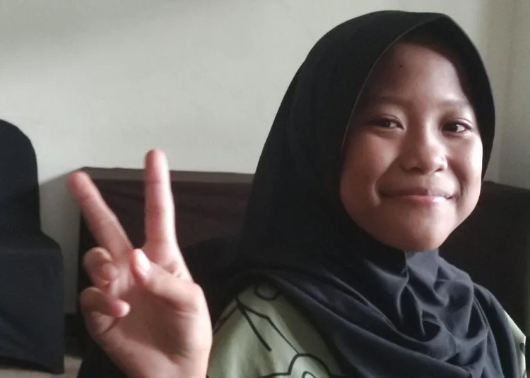 Kisah anak pemulung asal Banten jadi siswi SR bermimpi lukis Presiden 750x536 1
