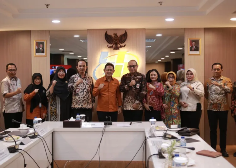 Sinkronisasi Program Pengentasan Kemiskinan, Pemkab Jember Konsultasi Teknis ke BPS RI 1 jember 2 750x536 1