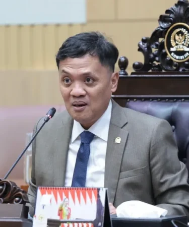 ketua komisi iii dpr ri habiburokhman 750x536 1